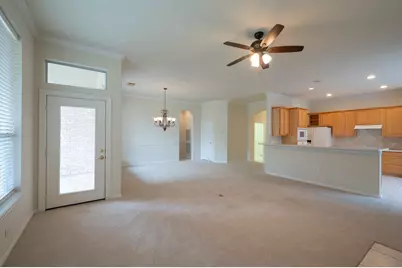 22 W Windsor Hills Circle, Conroe, TX 77384 - Photo 3