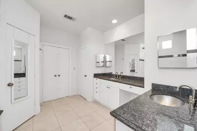 2436 Bissonnet Street #8, Houston, TX 77005 - Photo 31