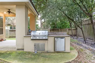 15611 Lake Iris Dr, Houston, TX 77070 - Photo 9