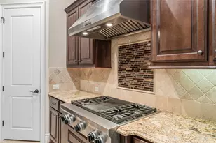 15611 Lake Iris Dr, Houston, TX 77070 - Photo 19