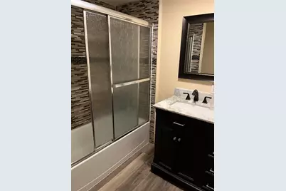 309 Aycock Street, Clute, TX 77531 - Photo 9