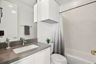 1156 W 19th St, Houston, TX 77008 - Photo 7