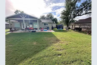 528 Belmont Drive, Friendswood, TX 77546 - Photo 13