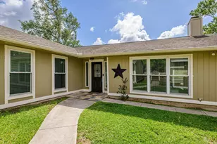 528 Belmont Dr, Friendswood, TX 77546 - Photo 5
