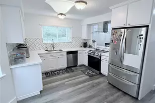 528 Belmont Dr, Friendswood, TX 77546 - Photo 7