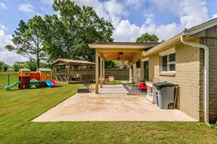 528 Belmont Dr, Friendswood, TX 77546 - Photo 25