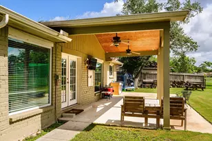 528 Belmont Dr, Friendswood, TX 77546 - Photo 23