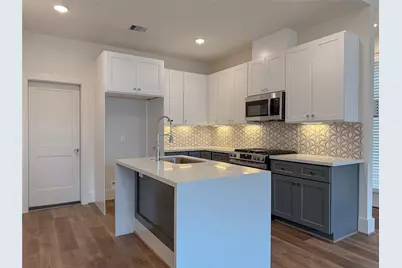 879 Rachel Street #F, Houston, TX 77091 - Photo 5