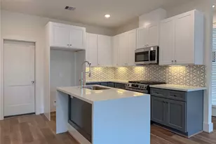 879 Rachel St, Houston, TX 77091 - Photo 5