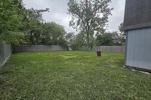 3000 2nd Ave N, Texas City, TX 77590 - Photo 25