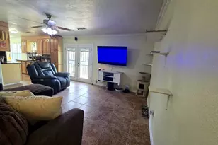 3000 2nd Ave N, Texas City, TX 77590 - Photo 5