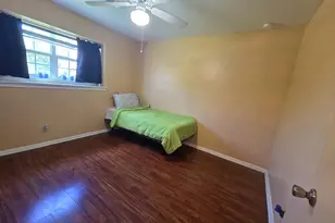 3000 2nd Ave N, Texas City, TX 77590 - Photo 23