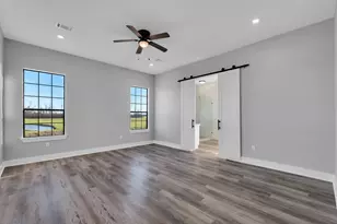519 Chuckwagon Trail, Angleton, TX 77515 - Photo 15