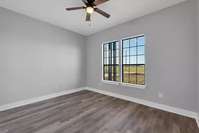 519 Chuckwagon Trail, Angleton, TX 77515 - Photo 23