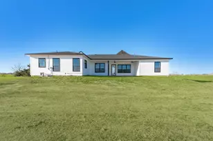 519 Chuckwagon Trail, Angleton, TX 77515 - Photo 31