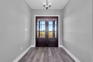 519 Chuckwagon Trail, Angleton, TX 77515 - Photo 5