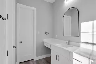 519 Chuckwagon Trail, Angleton, TX 77515 - Photo 19