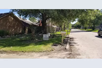 10822 Lynnbrook Dr Drive #B, Houston, TX 77042 - Photo 35