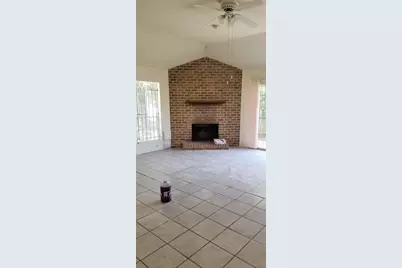 10822 Lynnbrook Dr Drive #B, Houston, TX 77042 - Photo 37