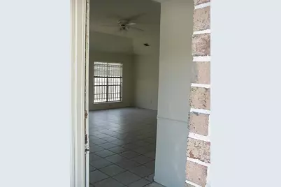 10822 Lynnbrook Dr Drive #B, Houston, TX 77042 - Photo 5