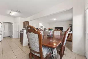 9811 Montana Sapphire Ln, Rosharon, TX 77583 - Photo 9