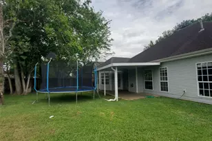 7920 Buttercup Dr, Beaumont, TX 77713 - Photo 23