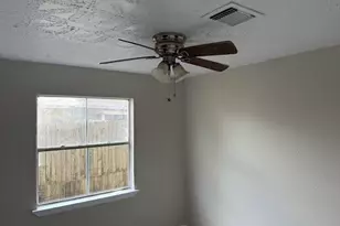 16528 Monte Carlo Ln, Houston, TX 77053 - Photo 9