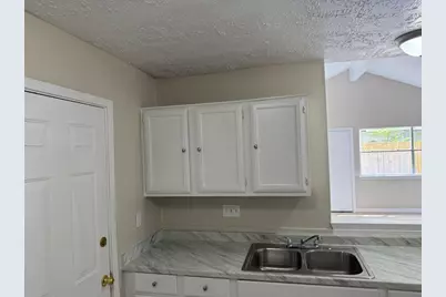 16528 Monte Carlo Lane, Houston, TX 77053 - Photo 5
