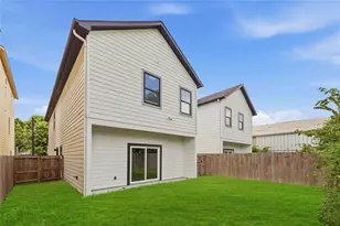 2217 Lee St, Houston, TX 77026 - Photo 13