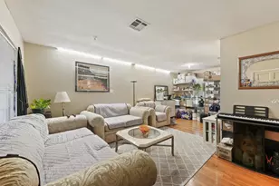 8506 Montridge Dr, Houston, TX 77055 - Photo 9