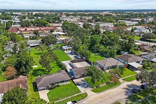 8506 Montridge Dr, Houston, TX 77055 - Photo 29