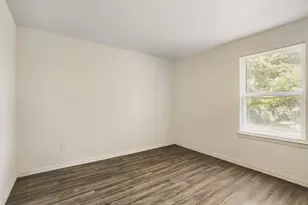 9025 Madera Rd, Houston, TX 77078 - Photo 9