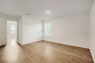 9025 Madera Rd, Houston, TX 77078 - Photo 5