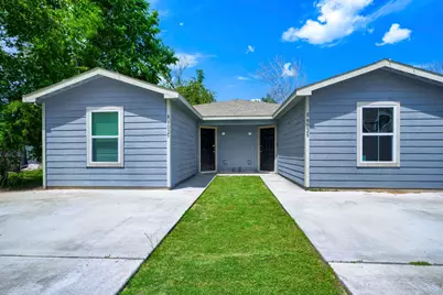 9025 Madera Road #A-B, Houston, TX 77078 - Photo 1