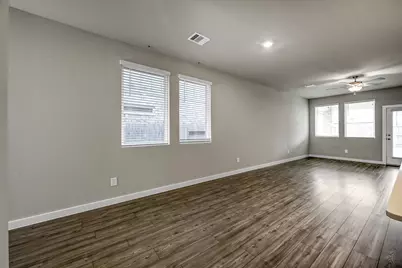 9522 Sugar Berry Drive, Conroe, TX 77385 - Photo 13