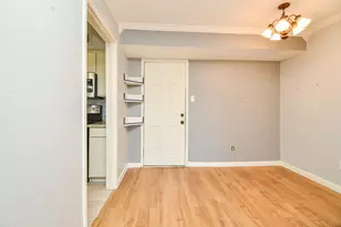4633 Wild Indigo St, Houston, TX 77027 - Photo 3