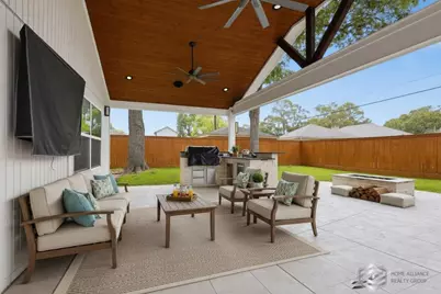 5951 Valkeith Drive, Houston, TX 77096 - Photo 7