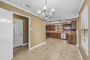11510 Pagoda Dr, Houston, TX 77477 - Photo 9