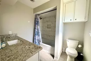 20257 Hwy 35, Sweeny, TX 77480 - Photo 19