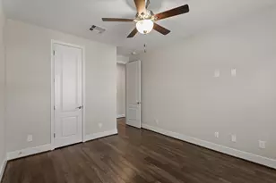 919 Dunleigh Meadows Ln, Houston, TX 77055 - Photo 31