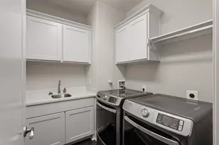 919 Dunleigh Meadows Ln, Houston, TX 77055 - Photo 35