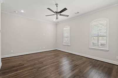 919 Dunleigh Meadows Lane, Houston, TX 77055 - Photo 17