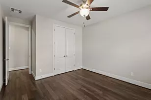 919 Dunleigh Meadows Ln, Houston, TX 77055 - Photo 27