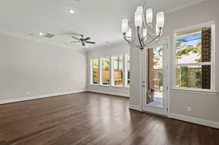 919 Dunleigh Meadows Ln, Houston, TX 77055 - Photo 13