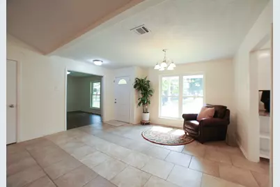 11819 McLain Boulevard, Houston, TX 77071 - Photo 7