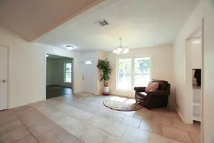 11819 McLain Blvd, Houston, TX 77071 - Photo 7