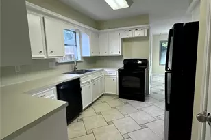 17719 Windy Point Dr, Spring, TX 77379 - Photo 13