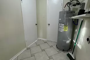 17719 Windy Point Dr, Spring, TX 77379 - Photo 9