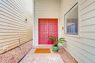 395 Rancho Bauer Dr, Houston, TX 77079 - Photo 7