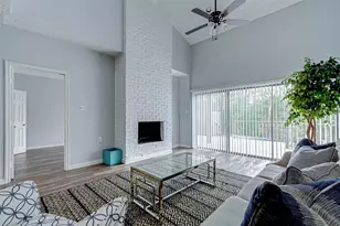 395 Rancho Bauer Dr, Houston, TX 77079 - Photo 15